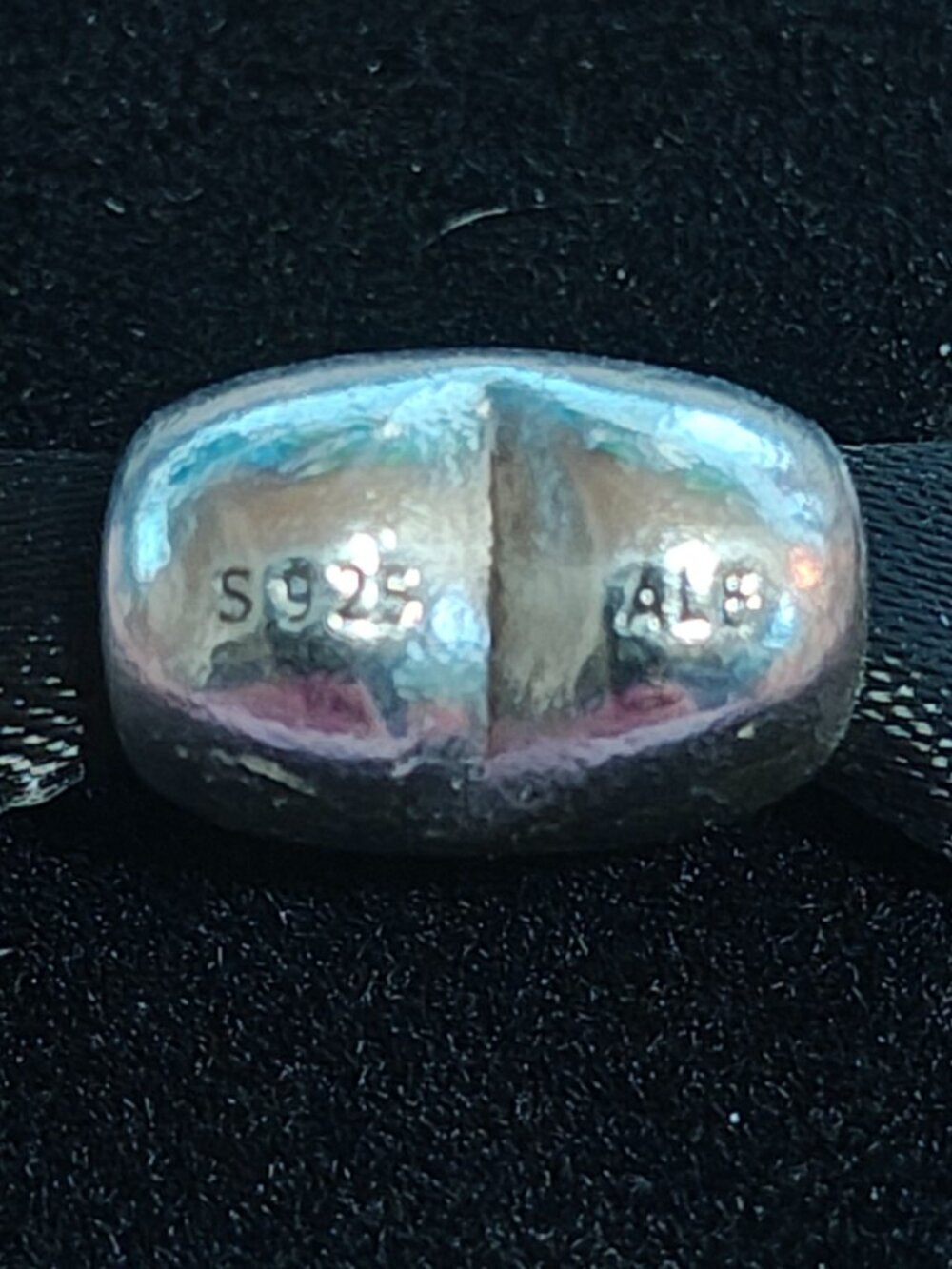 Authentic Pandora Large Smooth Heart Charm 790137 - Picture 5 of 7
